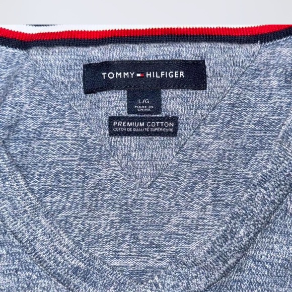 Tommy Hilfiger Men's Light Bluish V-Neck Sweater - Picture 2 of 2